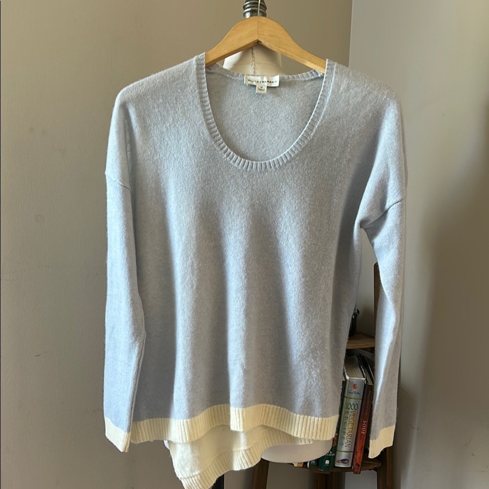 White + Warren Cashmere Blue and Cream Crew Neck Sweater asymmetrical size M